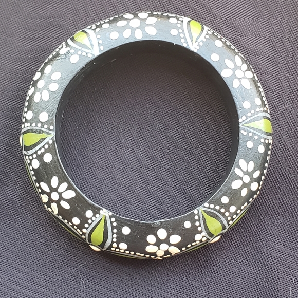 None Jewelry - Womens, Ladies, or Girls wooden handprints bracelet